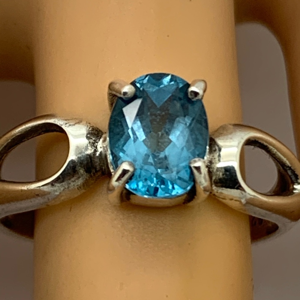 925 Vintage Sterling Gemstone Ring Size 8.5